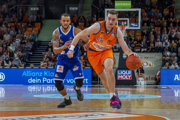 练和比赛不 练和比赛不