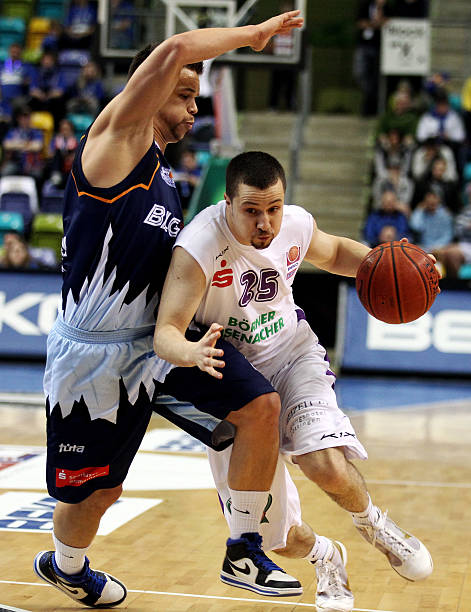 队的多次进 队的多次进