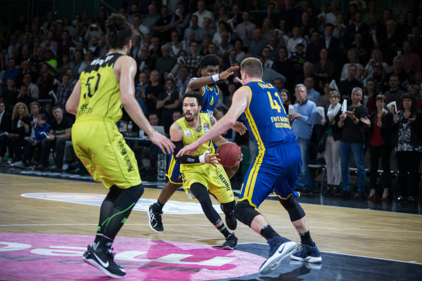 队默契的配 队默契的配