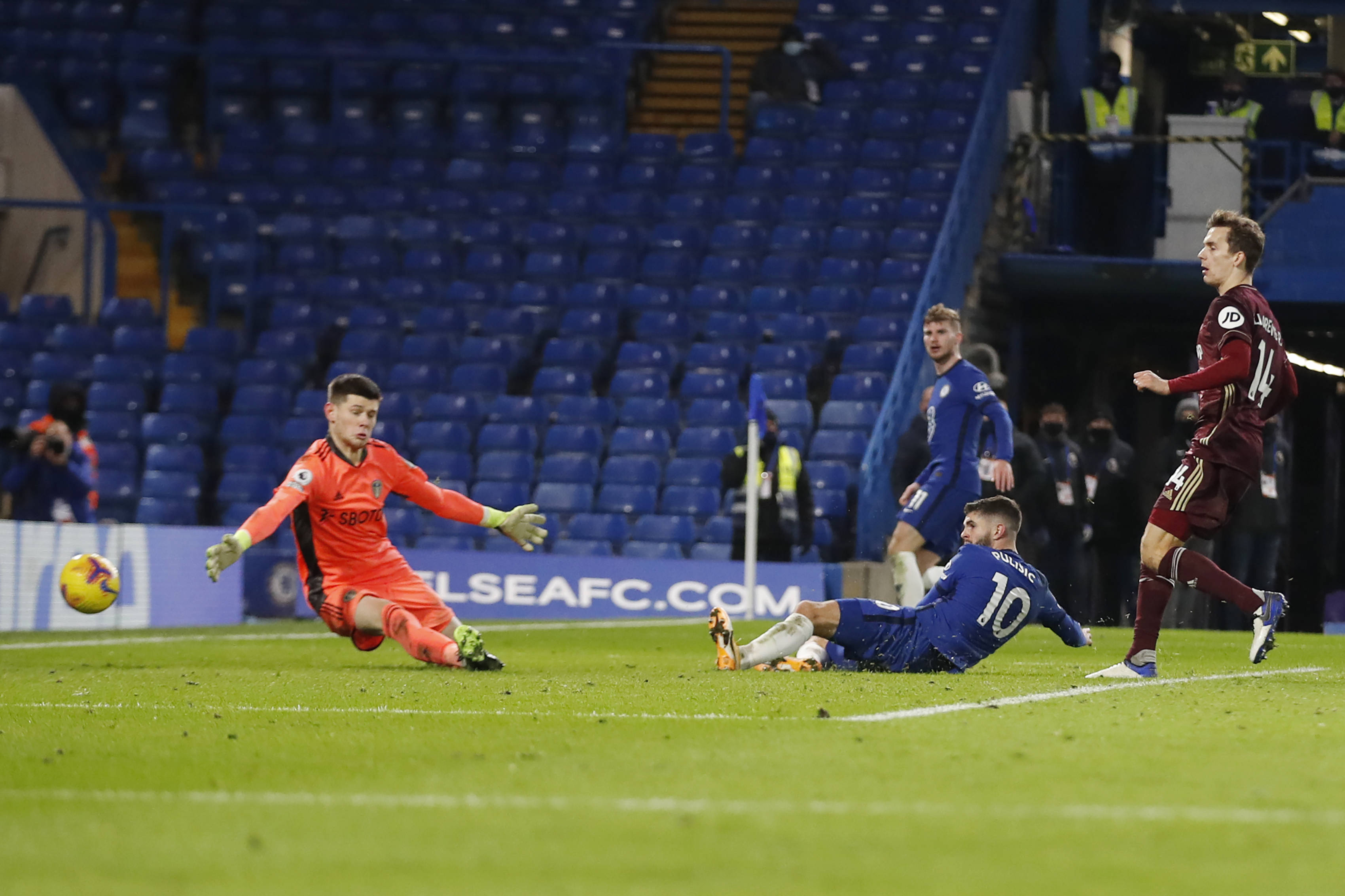 年轻球员得 年轻球员得