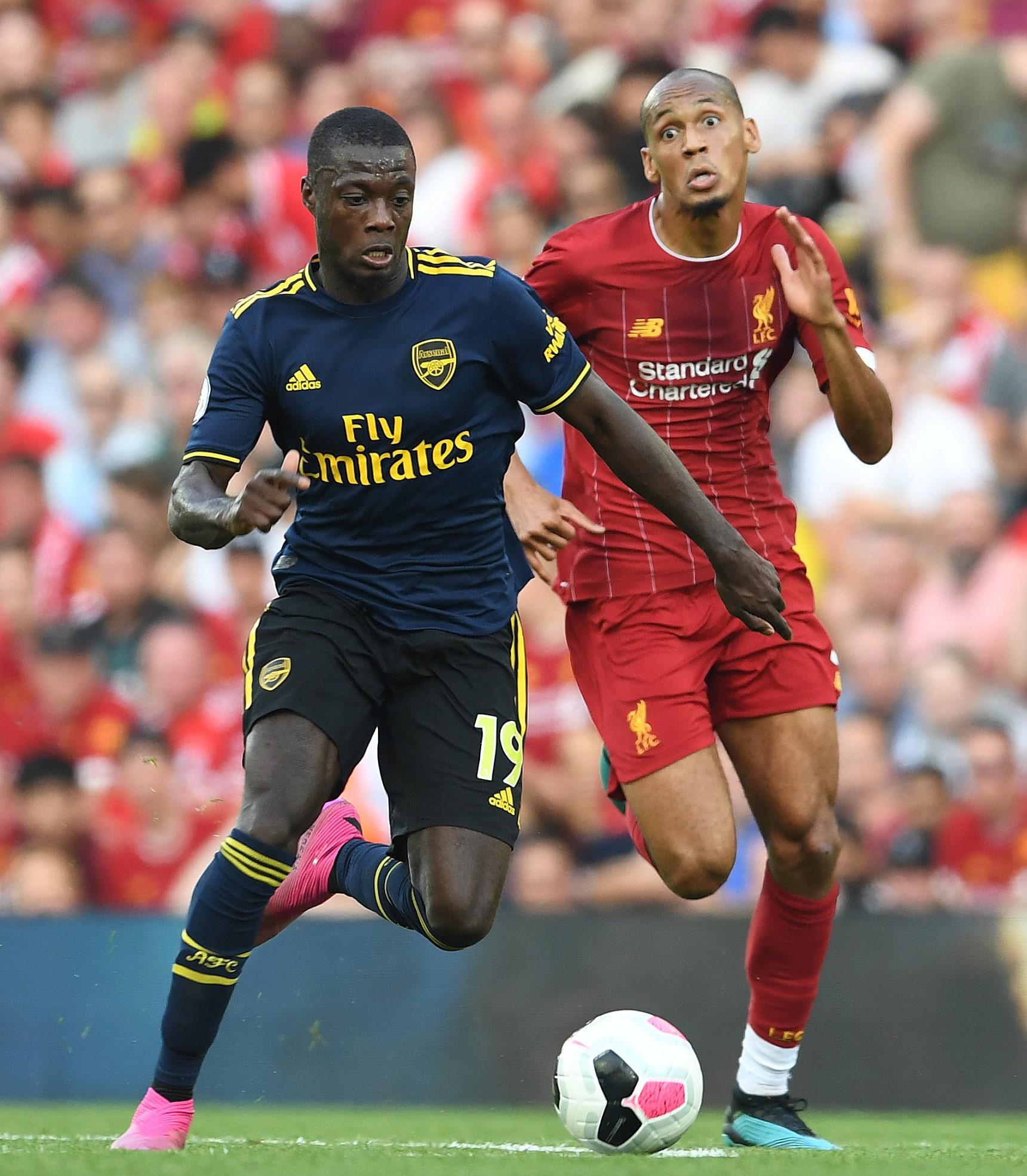 的球场嗅觉 的球场嗅觉